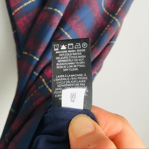 Rw&co. Plaid Mockneck Tie Sleeveless Top - Picture 5 of 6